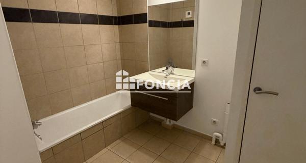 Location Appartement 3 pièces 67.27 m² - Chens-sur-léman 74140