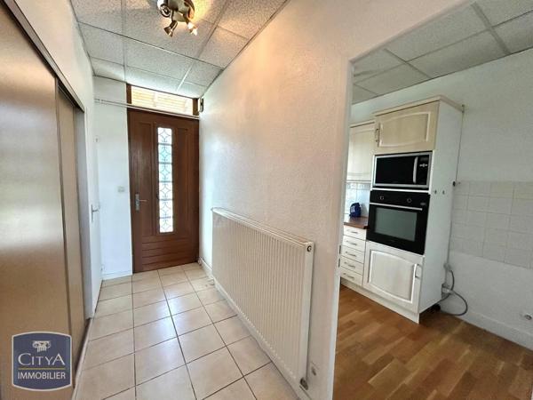 Appartement à louer 3 pièces 98.8m² Firminy (42700)