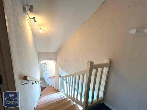 Appartement à louer 3 pièces 98.8m² Firminy (42700)