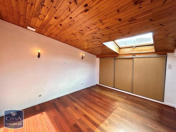 Appartement à louer 3 pièces 98.8m² Firminy (42700)