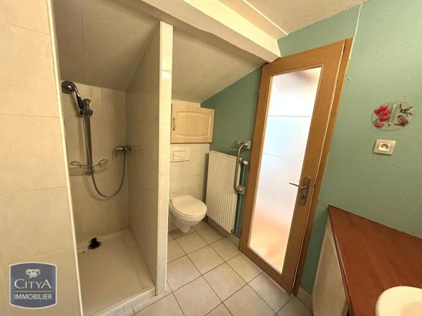 Appartement à louer 3 pièces 98.8m² Firminy (42700)