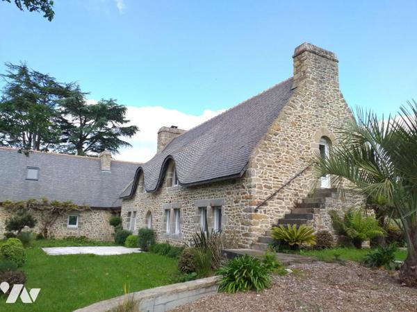 Longère et dépendances sur un terrain de 4384m²