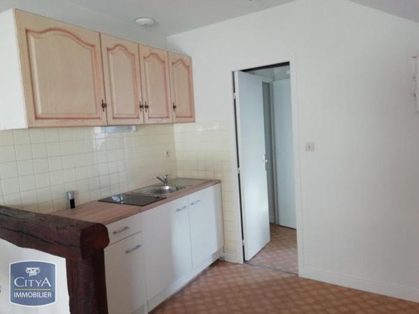 Appartement à louer 2 pièces 38m² Bourges (18000)