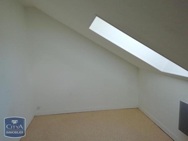 Appartement à louer 2 pièces 38m² Bourges (18000)