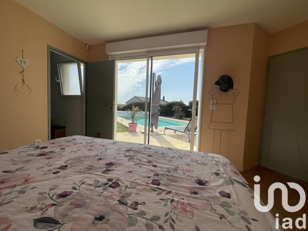 House for sale 5 rooms 162 m² Semussac