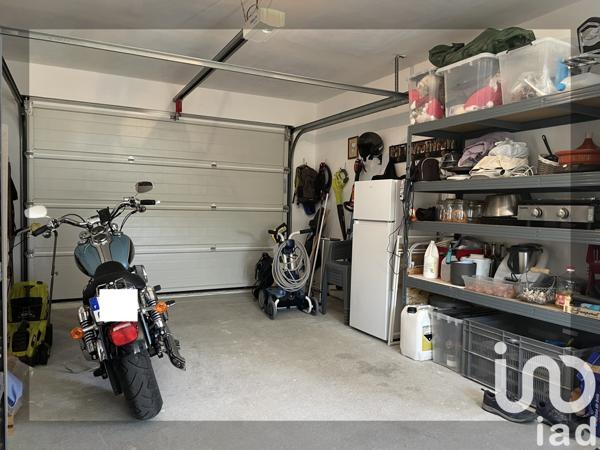 House for sale 5 rooms 162 m² Semussac