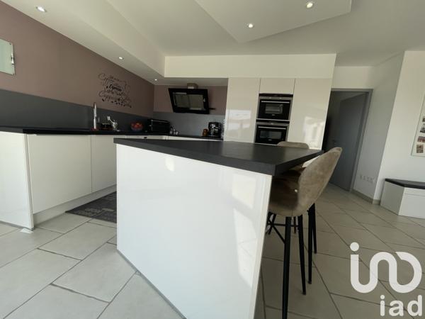 House for sale 5 rooms 162 m² Semussac