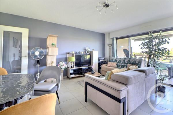 Appartement T2 à vendre  2 pièces - 55,32 m2 FREJUS - 83