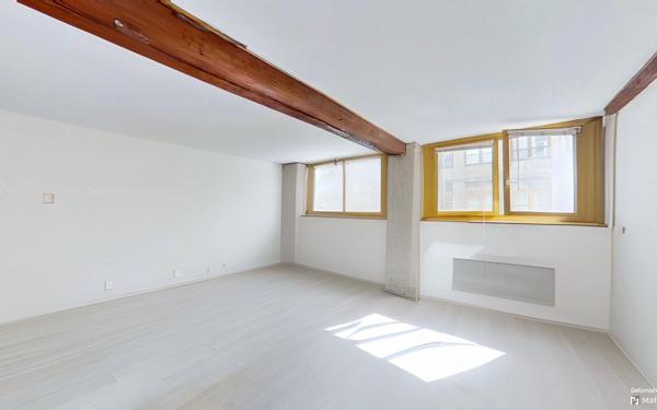 Appartement à vendre    3 pièces • 76,80 m2 Lyon 1