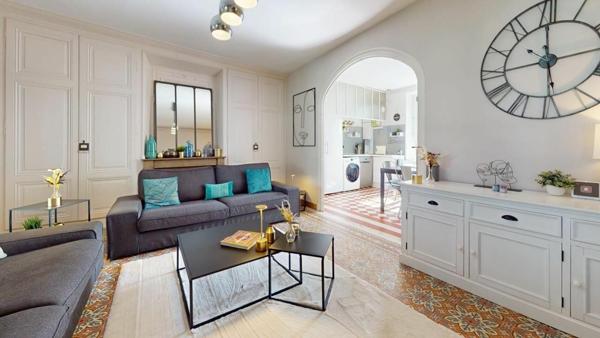 Maison à louer    6 pièces •  Fleurieu-sur-Saône