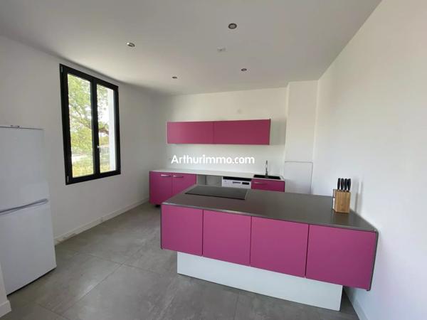 Vente                                                      Maison
                        
                     8 pièces                      256 m2                     à Draguignan