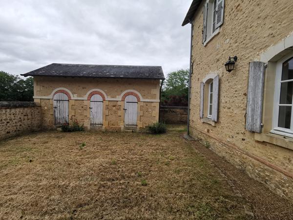 A LOUER MAISON A LA FLECHE