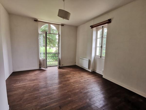 A LOUER MAISON A LA FLECHE