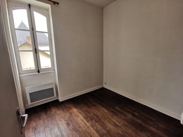 A LOUER MAISON A LA FLECHE