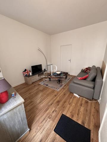 Libourne - Studio rénové 22m² en plein cœur de ville