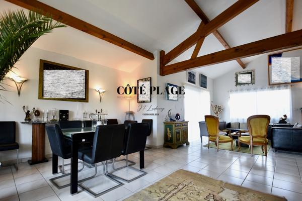 Royan (17200) ROYAN PONTAILLAC VILLA AVEC PISCINE À 850 M PLAGE DE PONTAILLAC AU PRIX DE VENTE DE 1 125 360.00 € HAI