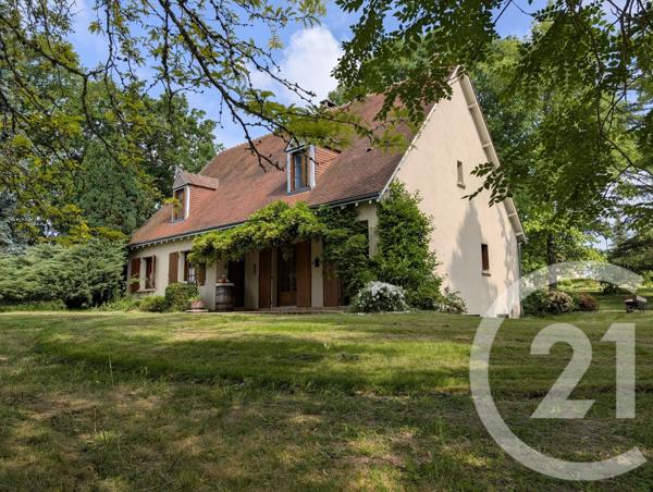 Maison à vendre  6 pièces - 158 m2 ST DENIS DE JOUHET - 36