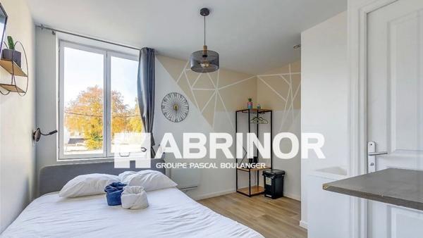 Immeuble de rapport de 275 m² composé de 15 chambres avec salle de douches - Rénové en 2021. ROUBAIX