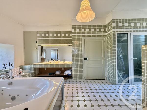 Maison à vendre  25 pièces - 785 m2 THIONNE - 03