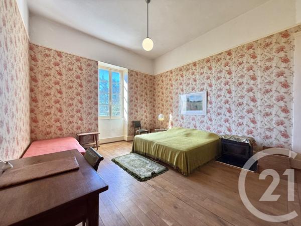 Maison à vendre  25 pièces - 785 m2 THIONNE - 03