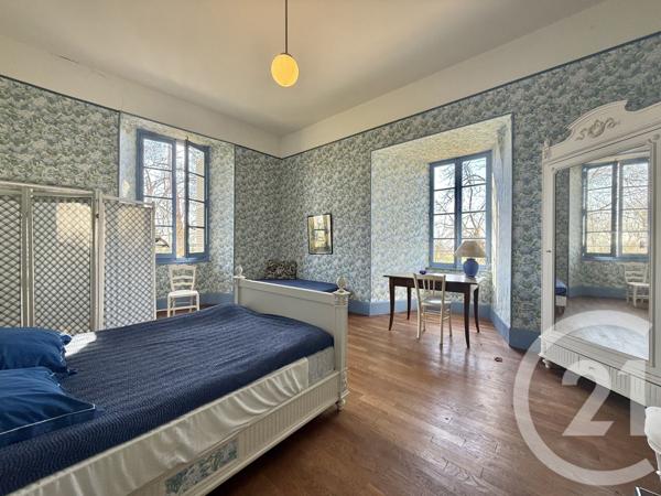 Maison à vendre  25 pièces - 785 m2 THIONNE - 03