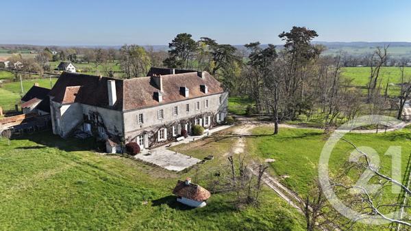 Maison à vendre  25 pièces - 785 m2 THIONNE - 03