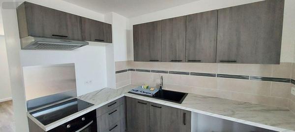 Pavillon à louer à Quelaines-Saint-Gault en Mayenne (53360), ref : 53034-70