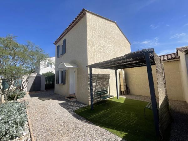 Vente                                                      Maison
                        
                     3 pièces                      71 m2                     à Le Luc