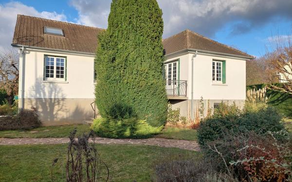 Maison à vendre    7 pièces • 120 m2 Arnières-sur-Iton