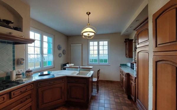 Maison à vendre    7 pièces • 120 m2 Arnières-sur-Iton