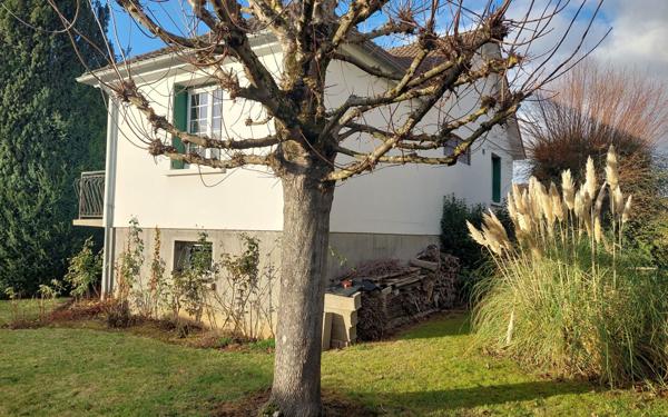 Maison à vendre    7 pièces • 120 m2 Arnières-sur-Iton