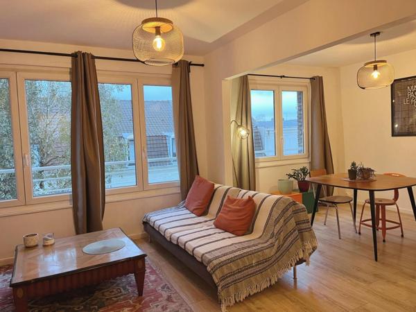 Appartement T4 avec parking collectif