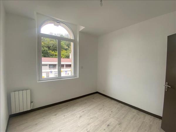 Appartement à louer 750 € CC PEYREHORADE 3 p 65 m² DPE C
