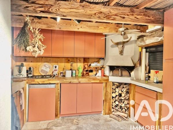Maison à vendre 11 pièces 267 m² Septèmes-les-Vallons