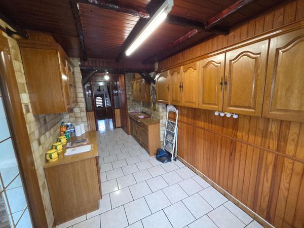 maison 3 chambre bureau jardin 2 place de parking privatif