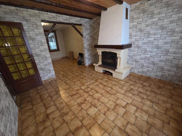 maison 3 chambre bureau jardin 2 place de parking privatif