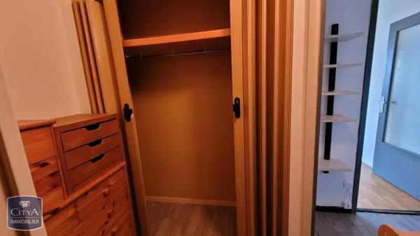 Appartement à louer 1 pièce 35m² Longvic (21600)