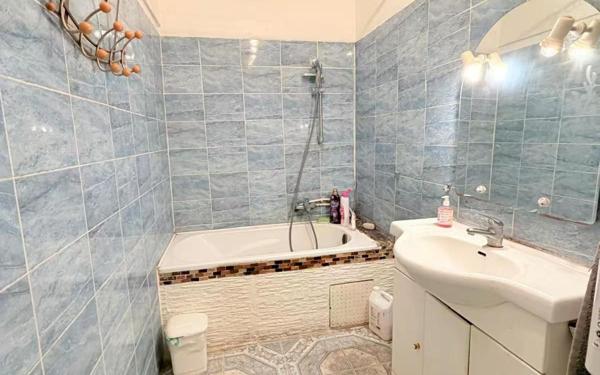 Maison à vendre    3 pièces • 73 m2 Bobigny