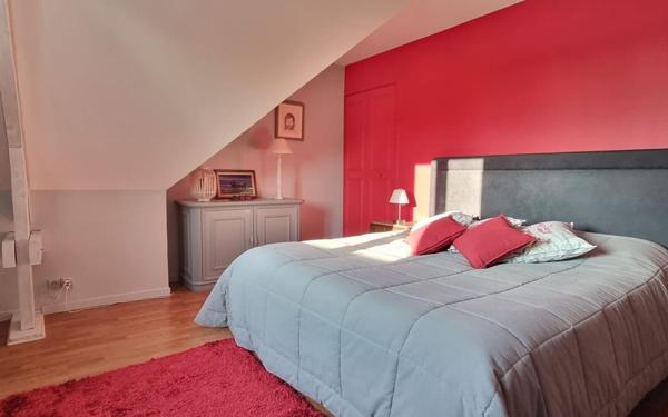 Maison à vendre    7 pièces •  Triel-sur-Seine