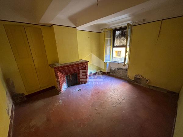 A VENDRE - EXCLUSIVITE - Maison de village à rénover Malijai 6 pièces 160 m2