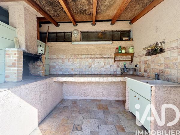 Maison à vendre 9 pièces 263 m² Port-Saint-Louis-du-Rhône