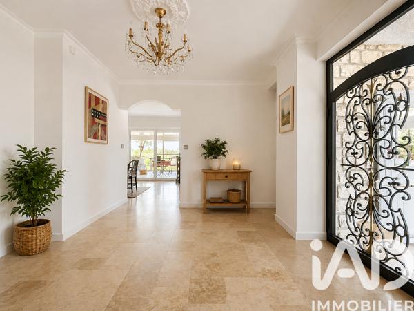 Maison à vendre 9 pièces 263 m² Port-Saint-Louis-du-Rhône