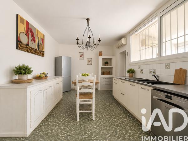 Maison à vendre 9 pièces 263 m² Port-Saint-Louis-du-Rhône