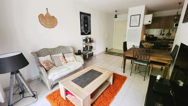 Appartement T3 cur St Jean.