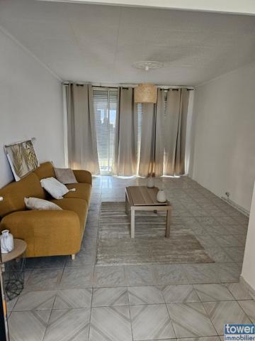 Autre
                                                                                                                                                                                                                                                                                                                        5 pièce(s)                                                                                                                                                                                                          4 chambre(s)                                                                                                                                                                                                          90  m²