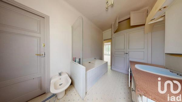 Maison à vendre 7 pièces 211 m² Fontainebleau