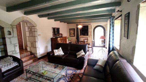 Maison 5 pièces à vendre Thuré - 86540 / Réf: 11720