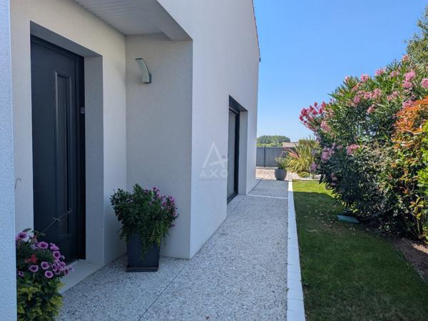 Maison contemporaine 106 m² – Piscine – terrasse 50m² -  Garage 25.76 m² – Aucun travaux