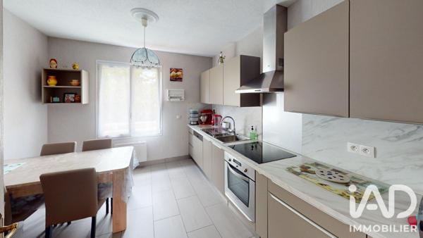 Maison à vendre 5 pièces 88 m² Le Mée-sur-Seine