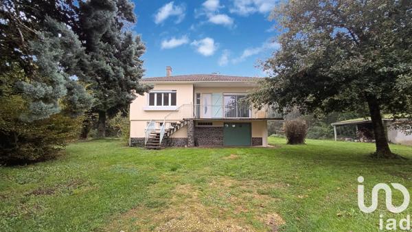 Maison 4 pièces de 93 m² à Pruniers (36120)